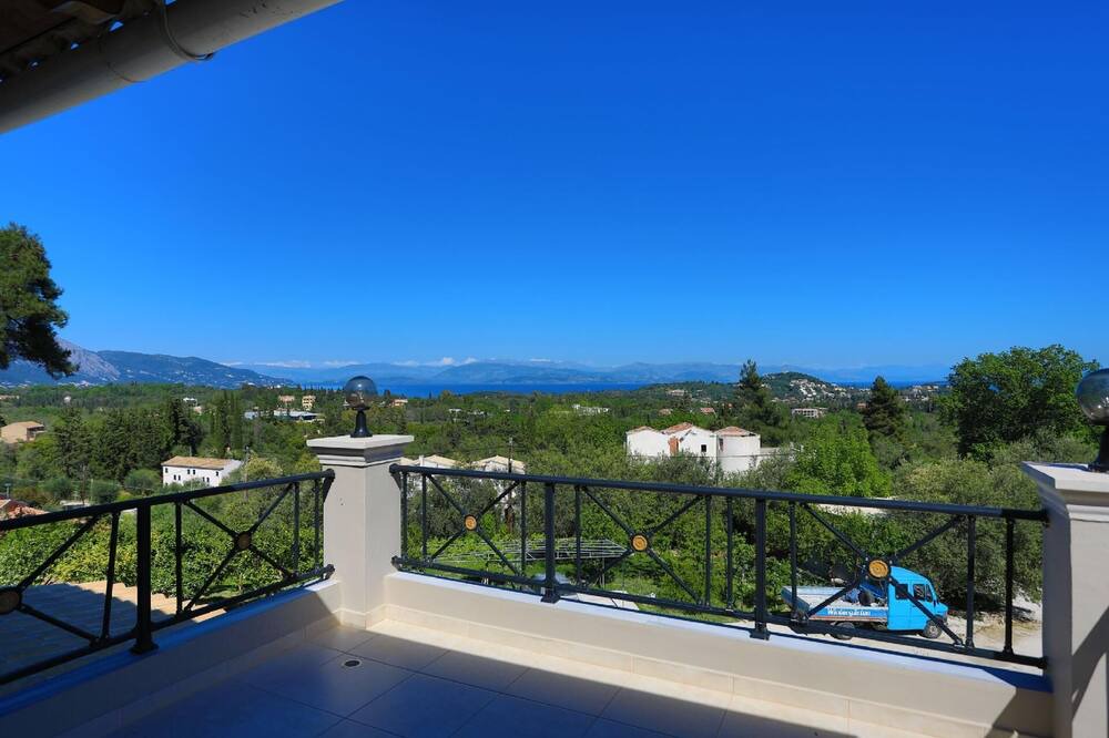 Photo of Patio Balcony in Gazatika