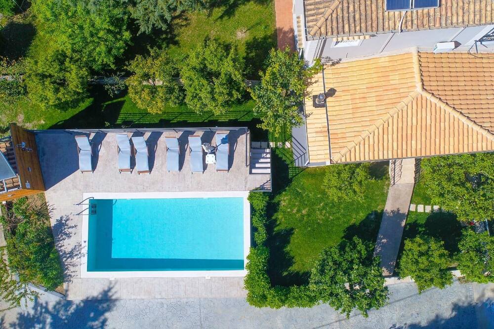 Photo of Outdoor in Gazatika
