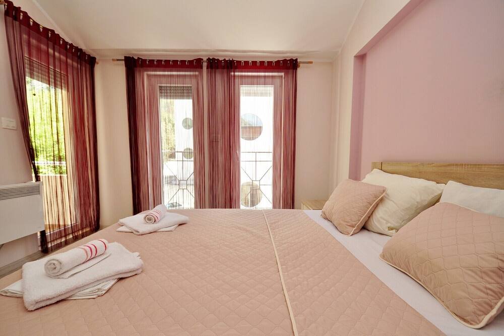 Photo of Bedroom in Orahovac