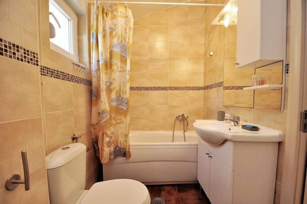 Photo of Bathroom in Orahovac