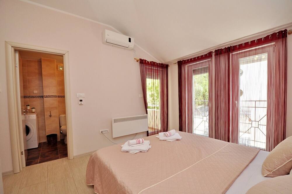 Photo of Bedroom in Orahovac