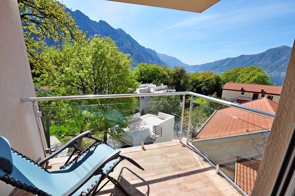 Photo of Patio Balcony in Orahovac