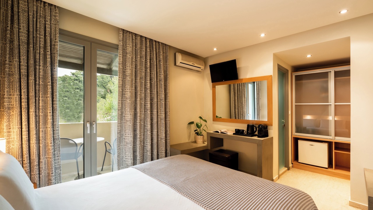 Photo of Bedroom in Troulos