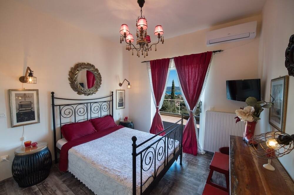 Photo of Bedroom in Kariotai