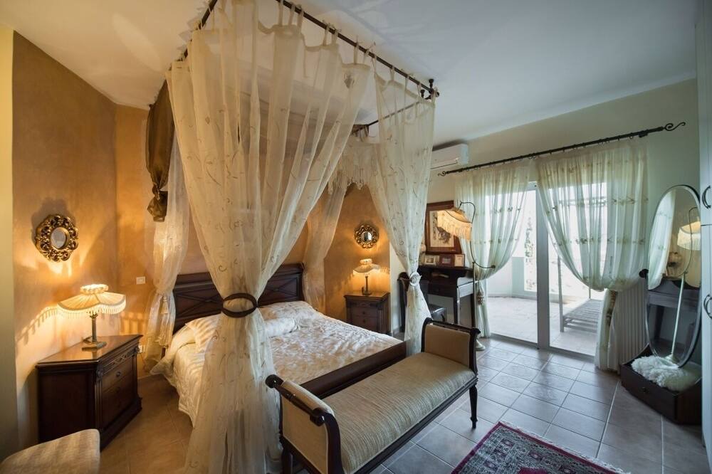 Photo of Bedroom in Kariotai