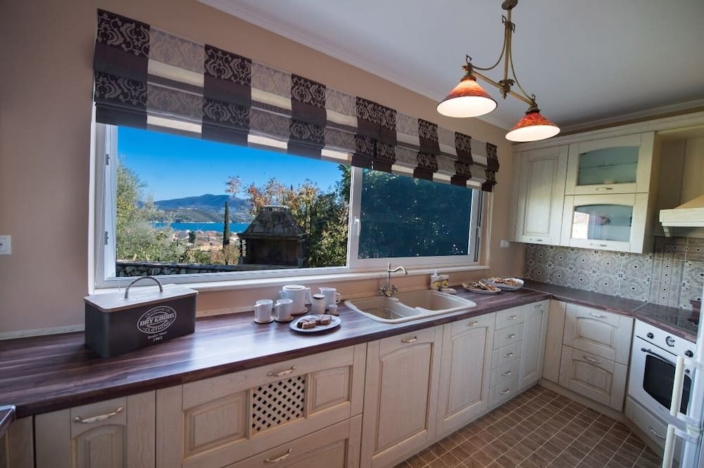 Photo of Kitchen in Kariotai