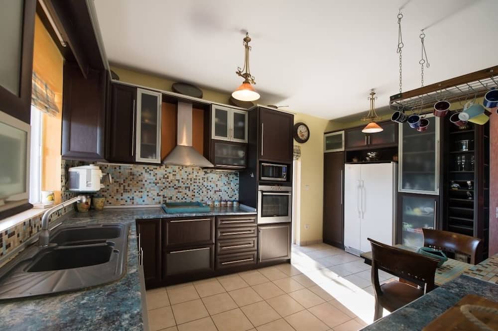 Photo of Kitchen in Kariotai