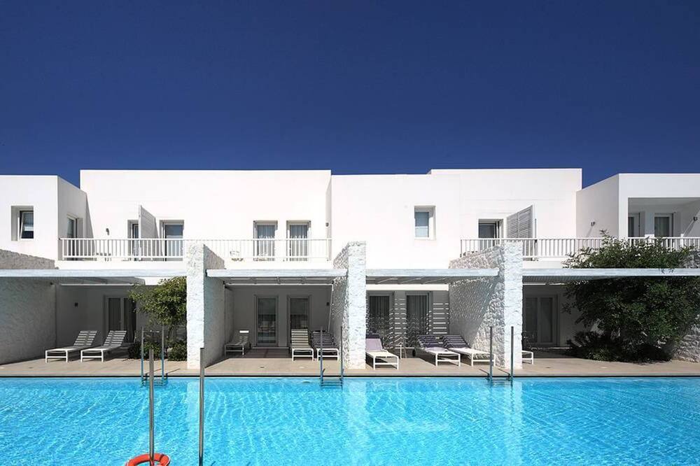Photo of Outdoor in Grikos