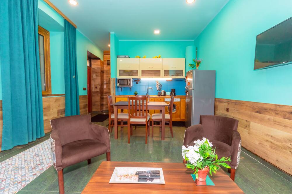 Photo of Livingroom in Kotor