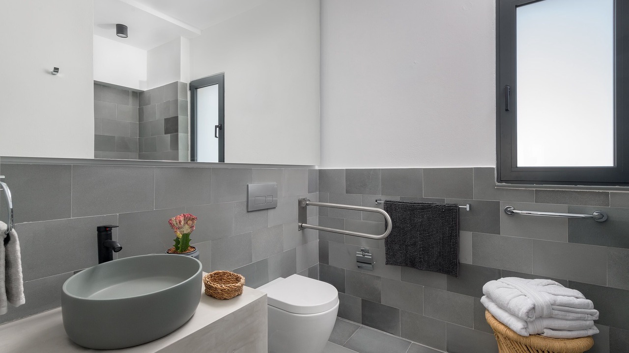 Photo of Bathroom in South Rhodes