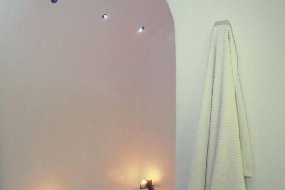 Photo of Bathroom in Plintri