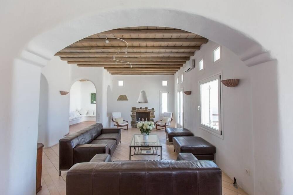 Photo of Livingroom in Plintri
