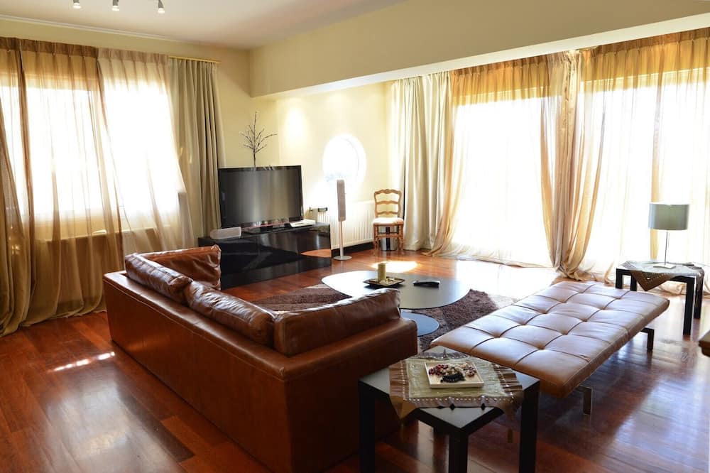 Photo of Livingroom in Anavyssos