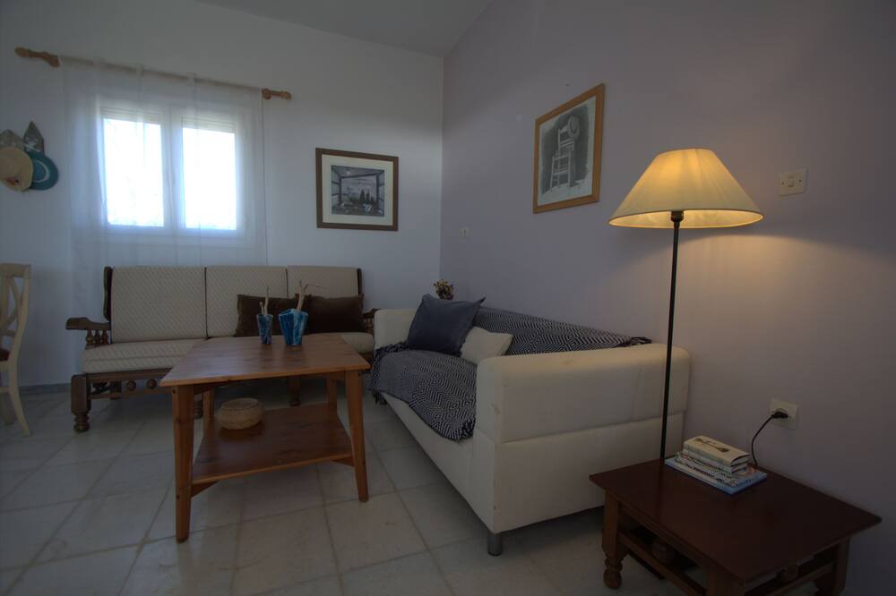 Photo of Livingroom in Naxos