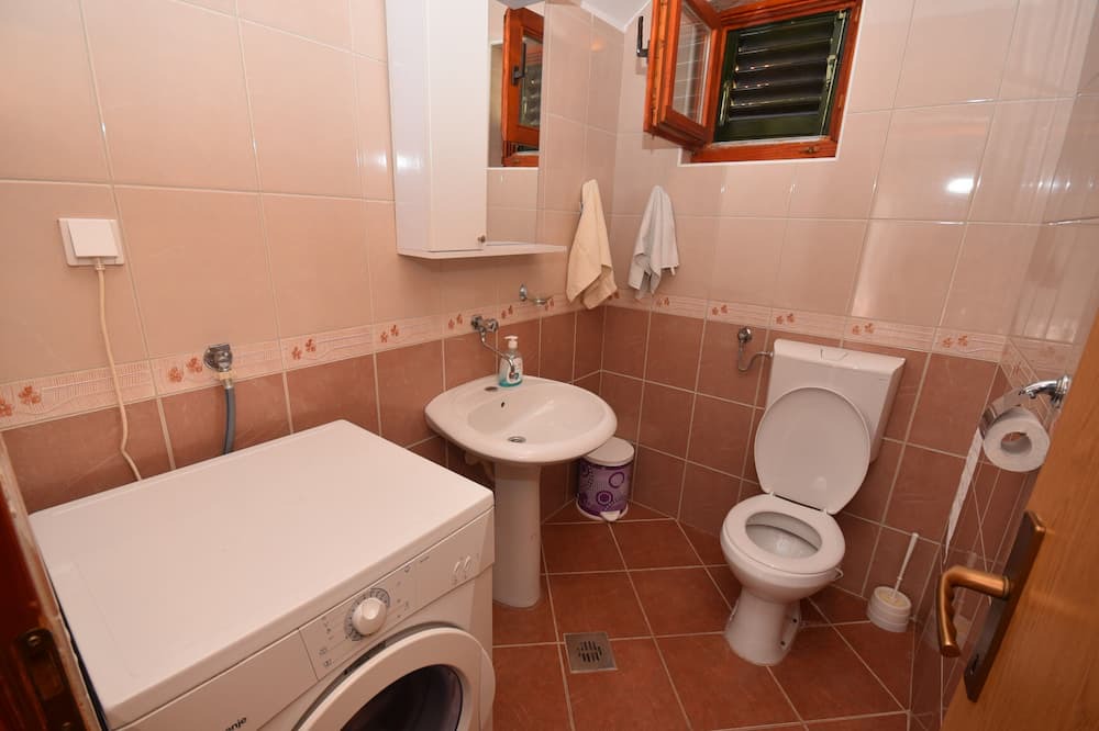 Photo of Bathroom in Mojdez
