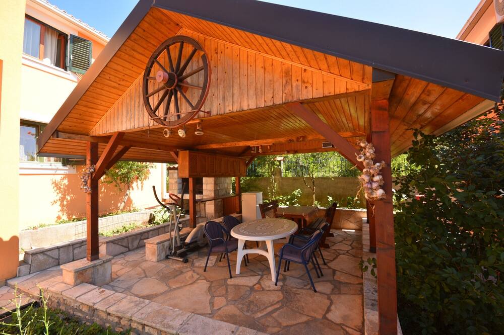 Photo of Patio Balcony in Mojdez