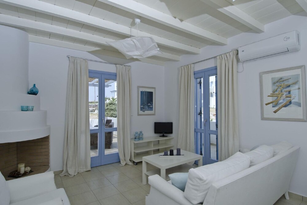 Photo of Others in Naxos