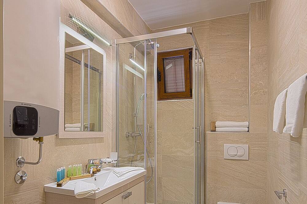 Photo of Bathroom in Babin do