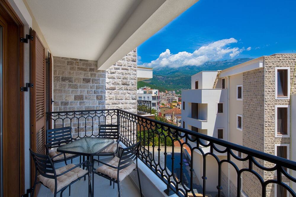 Photo of Patio Balcony in Babin do