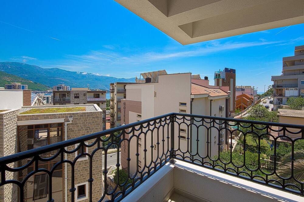 Photo of Patio Balcony in Babin do