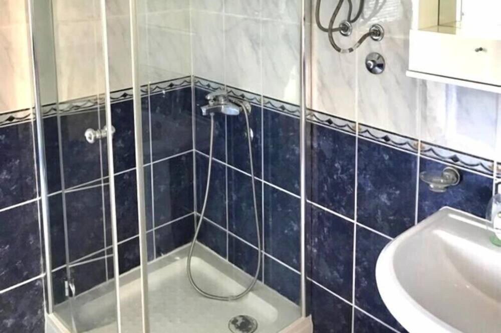 Photo of Bathroom in Sutomore