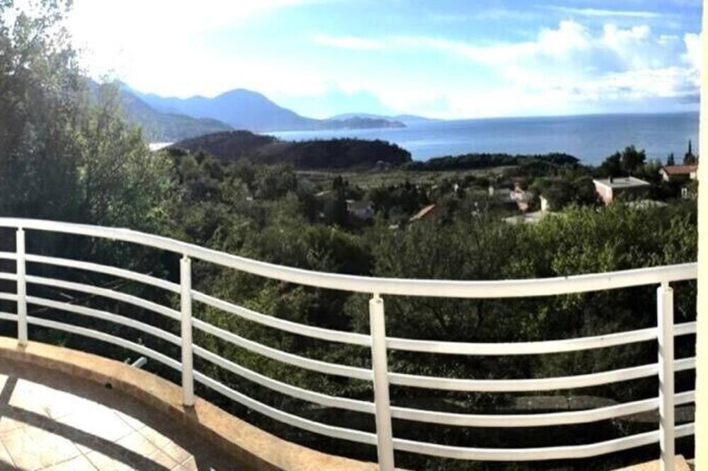 Photo of Patio Balcony in Seoca