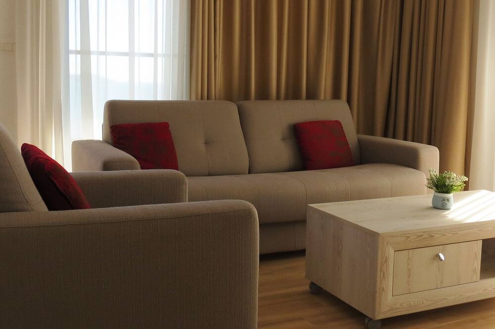 Photo of Livingroom in Sutomore