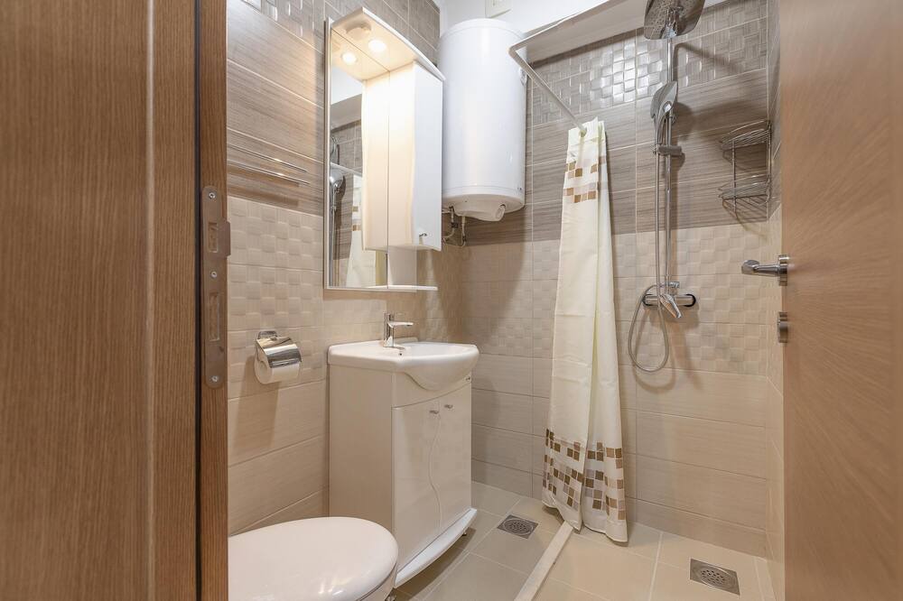 Photo of Bathroom in Muo