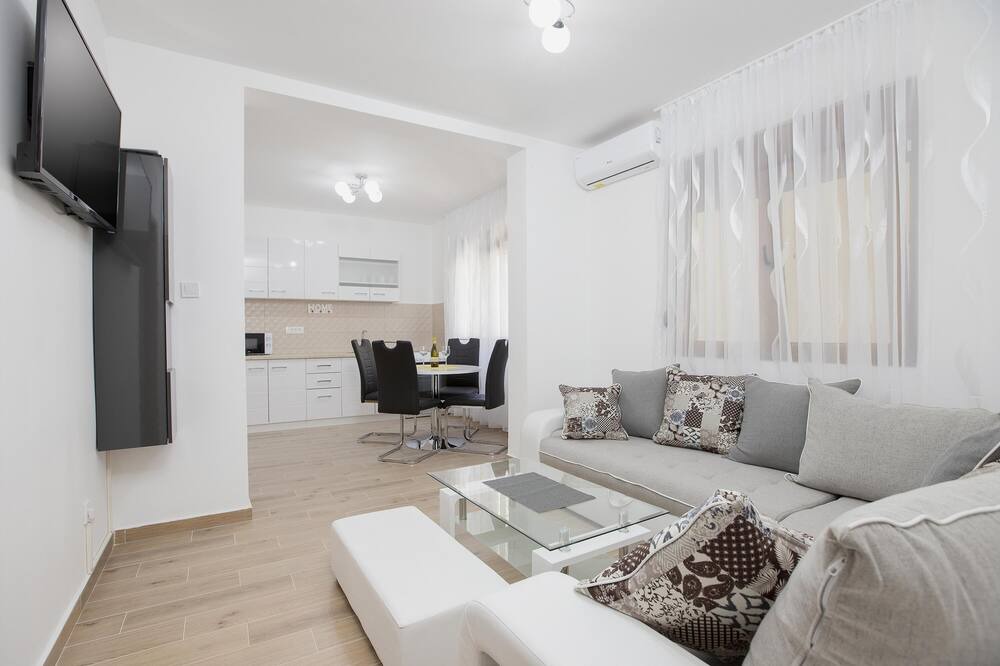 Photo of Livingroom in Muo