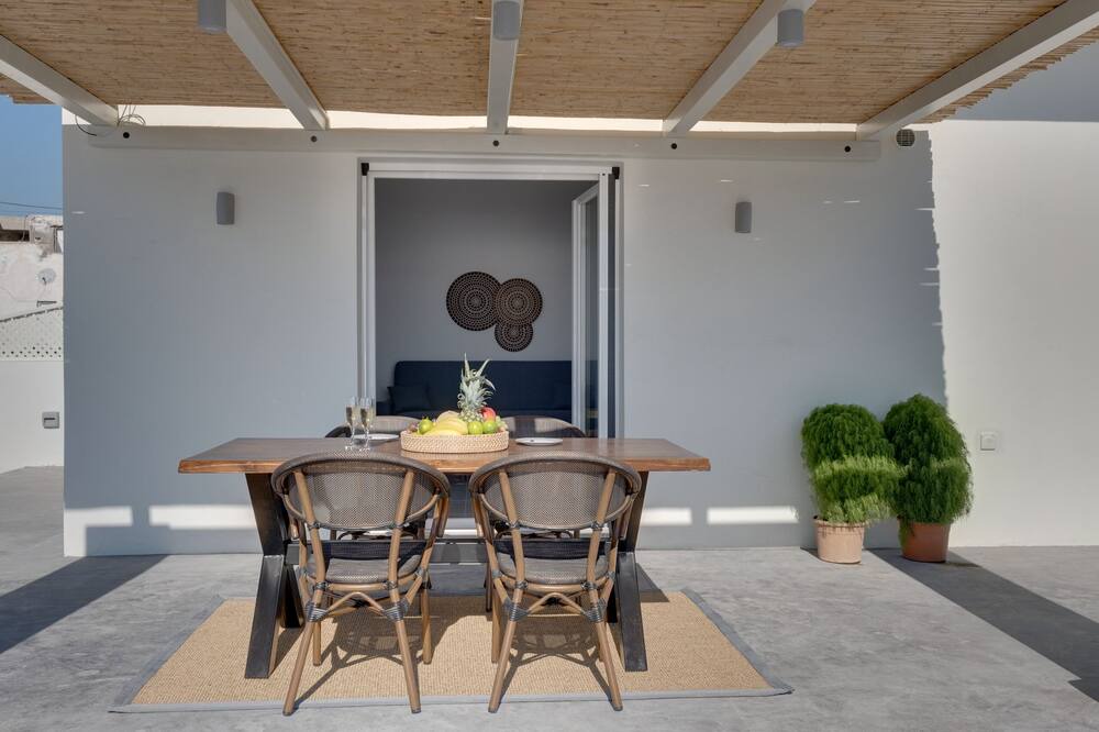 Photo of Patio Balcony in Kamari