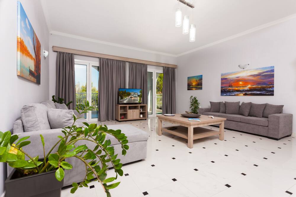 Photo of Livingroom in Kalpaki