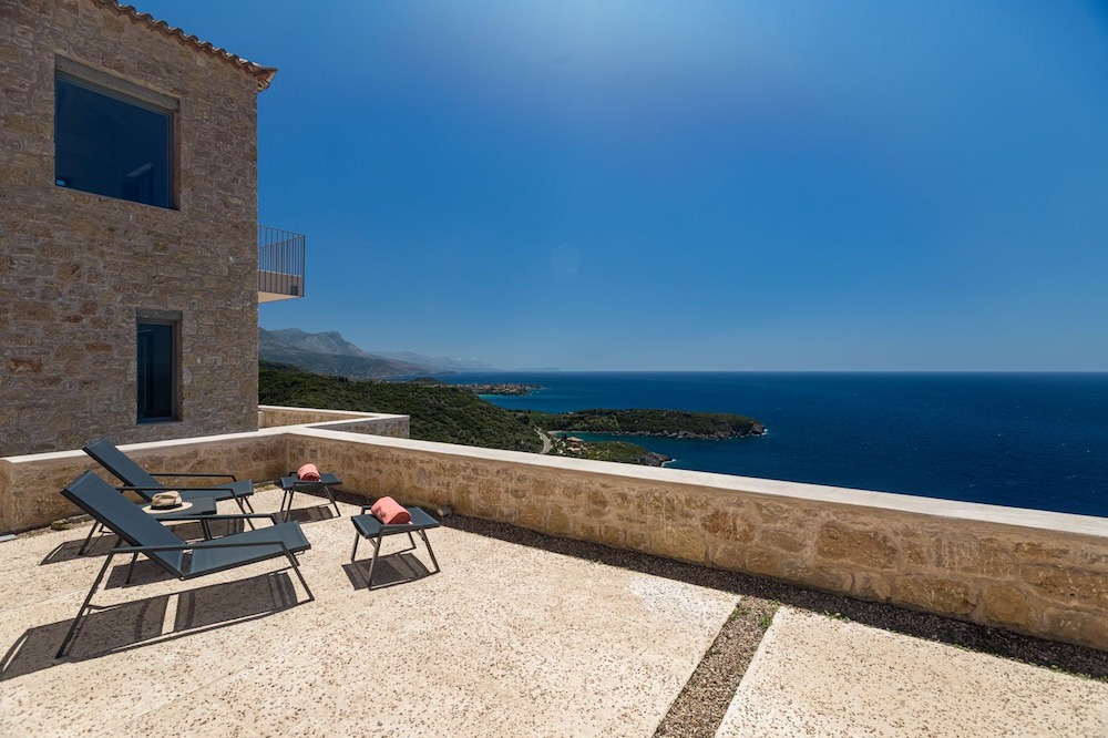 Photo of Patio Balcony in Kardamyli