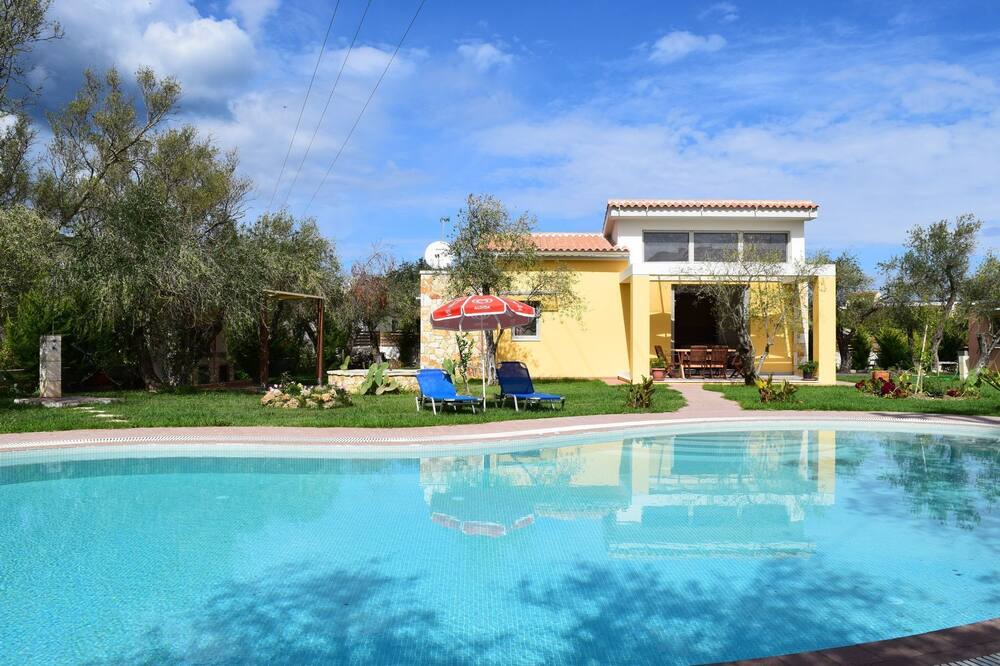 Photo of Outdoor in Messonghi