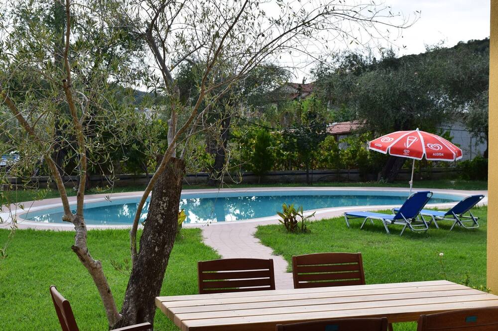 Photo of Outdoor in Messonghi