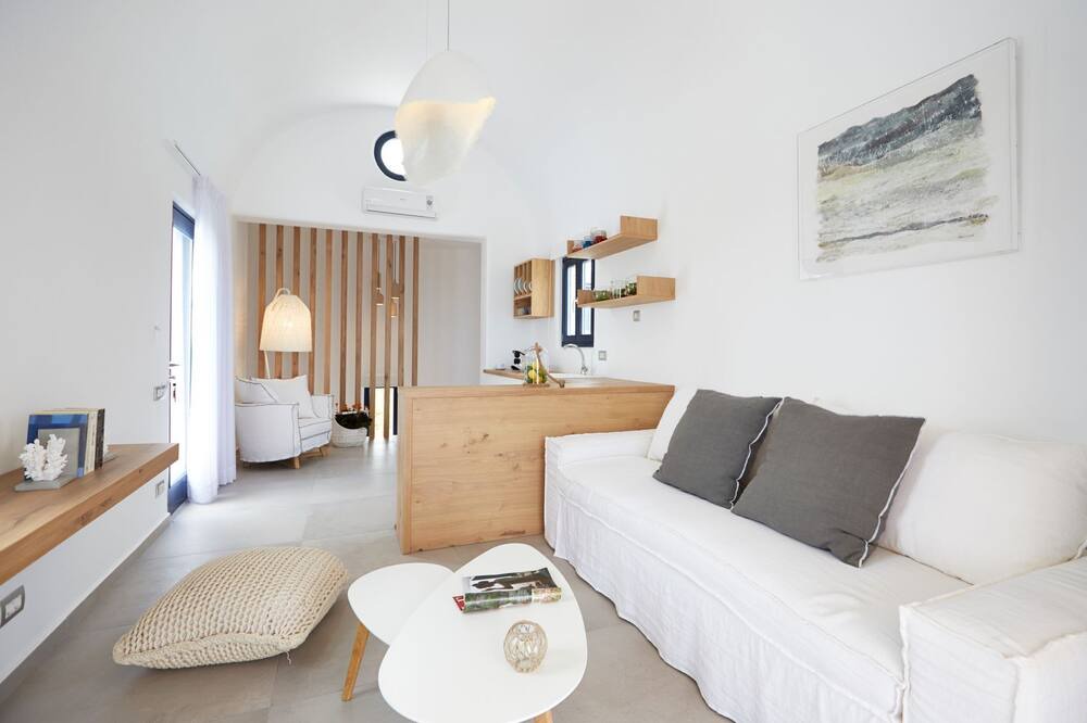 Photo of Livingroom in Exo Gialos