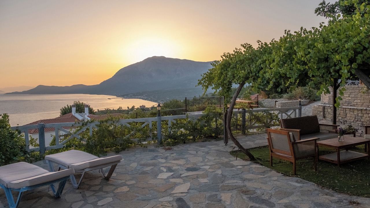 Photo of Patio Balcony in Ormos Koumeikon