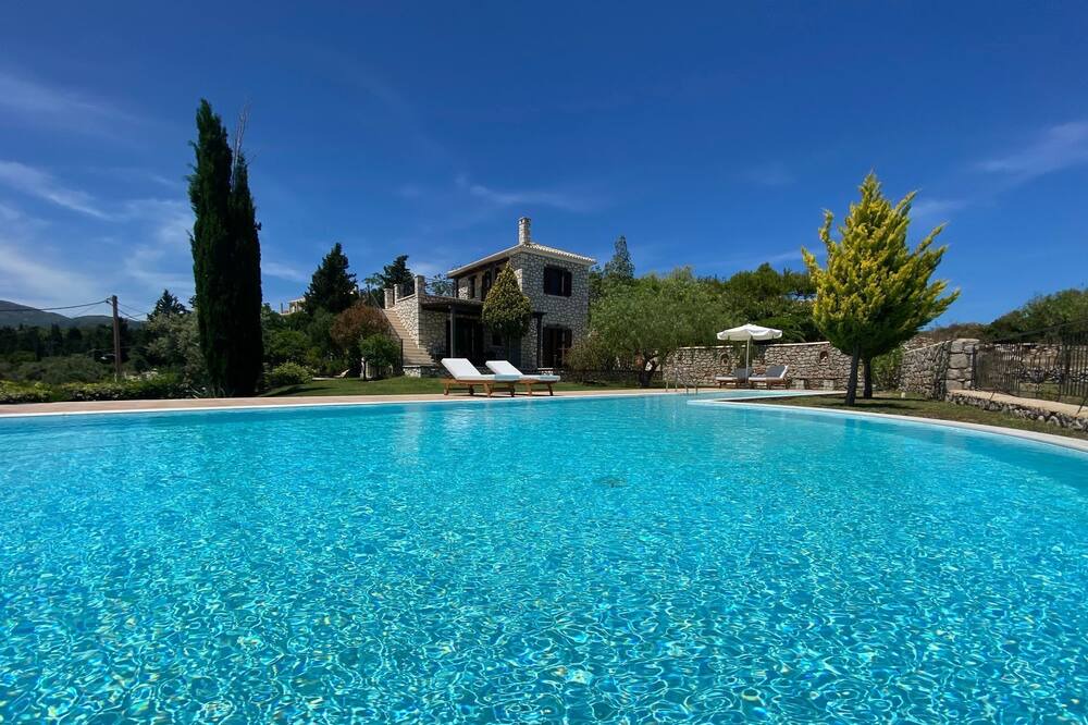 Photo of Outdoor in Spanokhorion