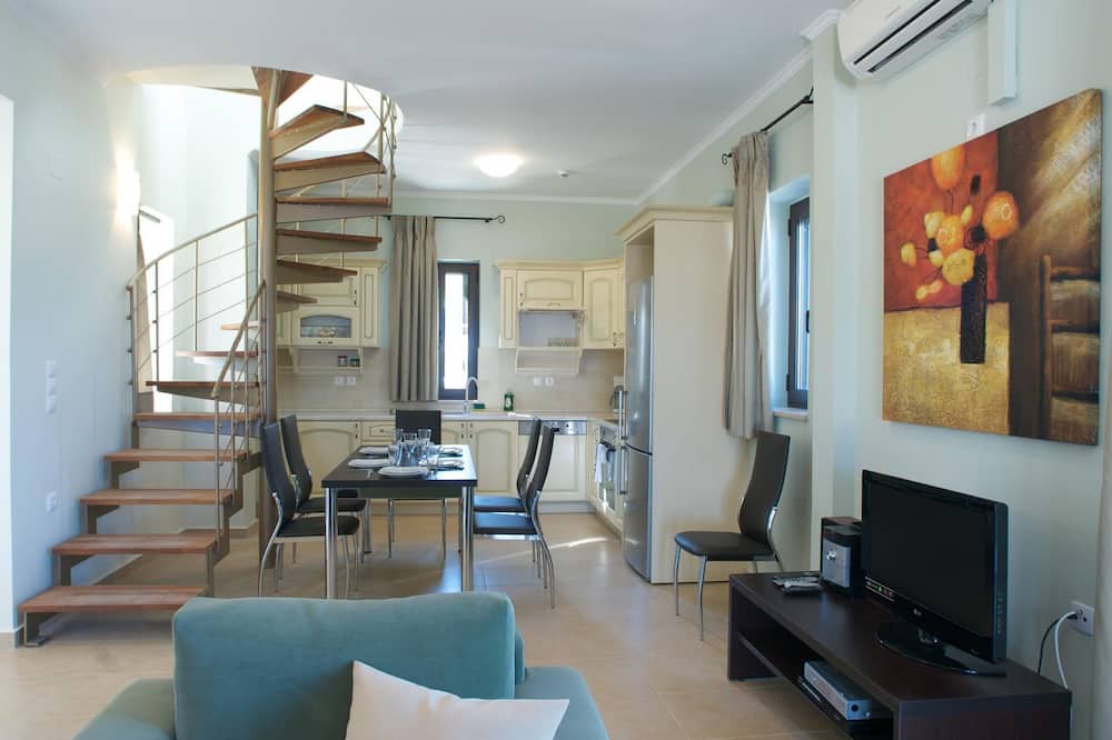 Photo of Livingroom in Spanokhorion