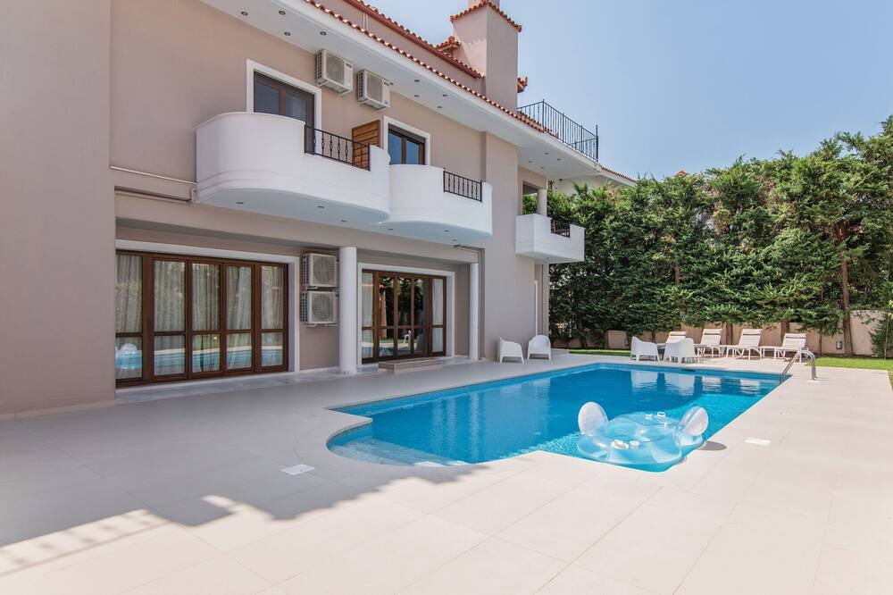 Photo of Outdoor in Anavyssos