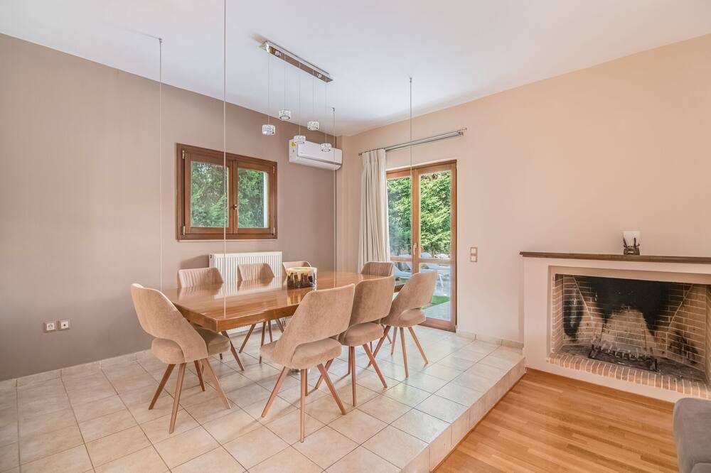 Photo of Livingroom in Anavyssos