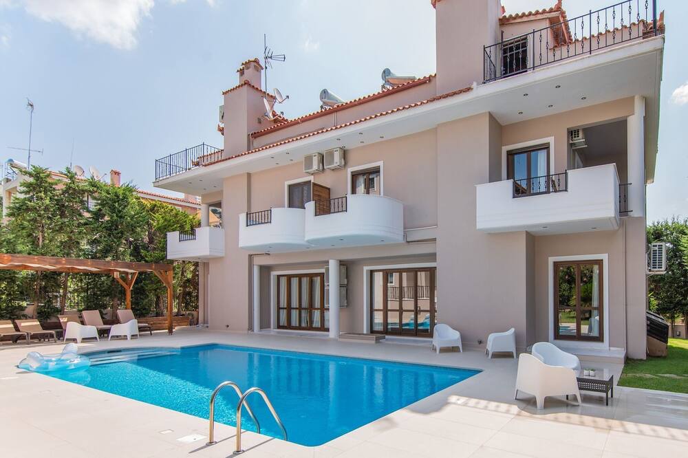Photo of Outdoor in Anavyssos