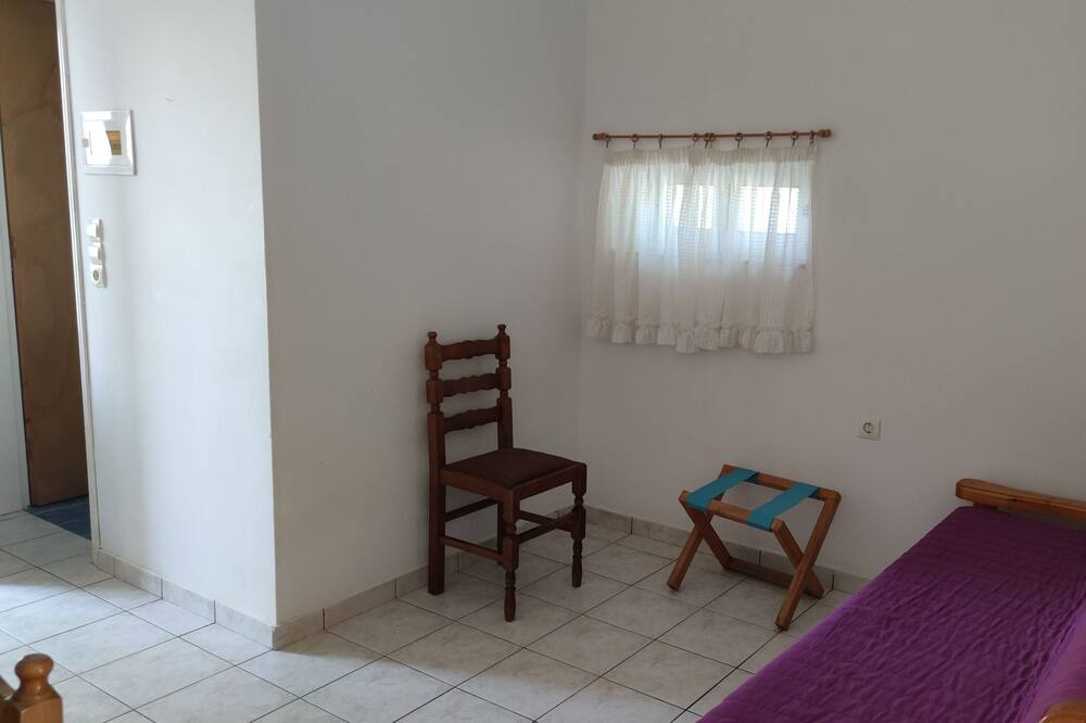 Photo of Others in Neromilos