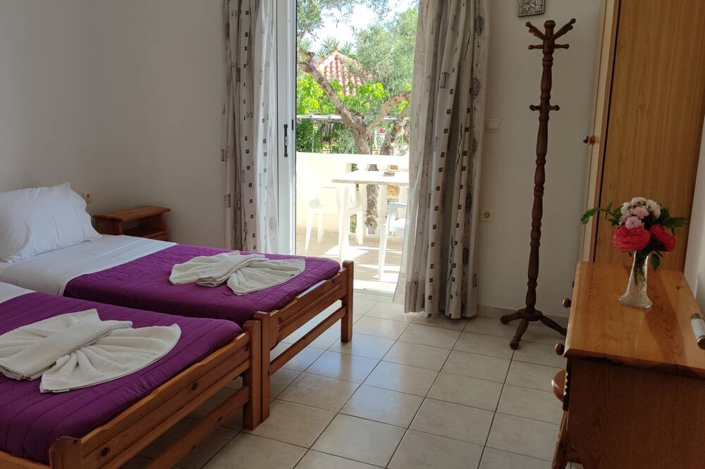 Photo of Bedroom in Drosia