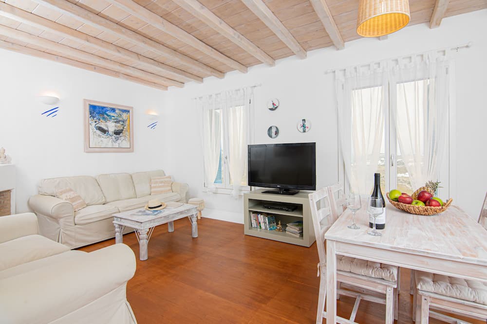 Photo of Livingroom in Ano Mera