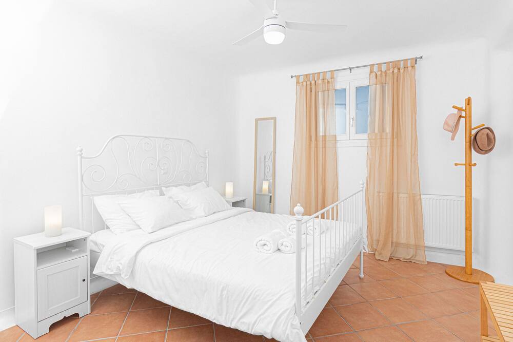 Photo of Bedroom in Ano Mera