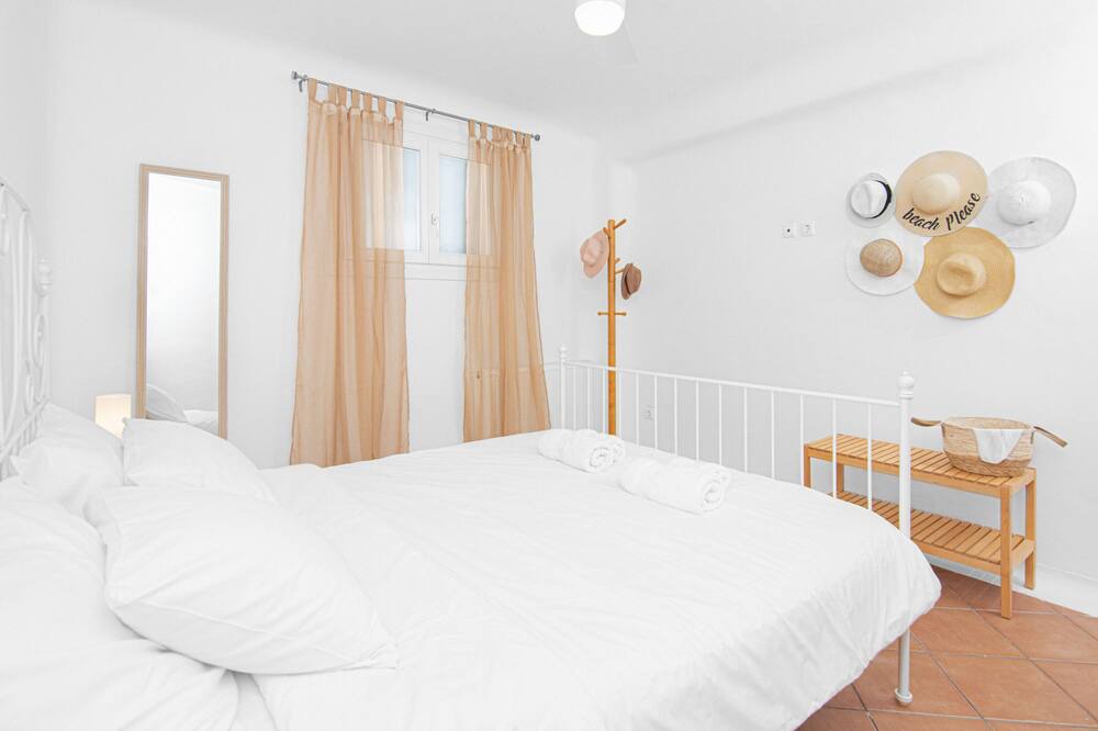 Photo of Bedroom in Ano Mera