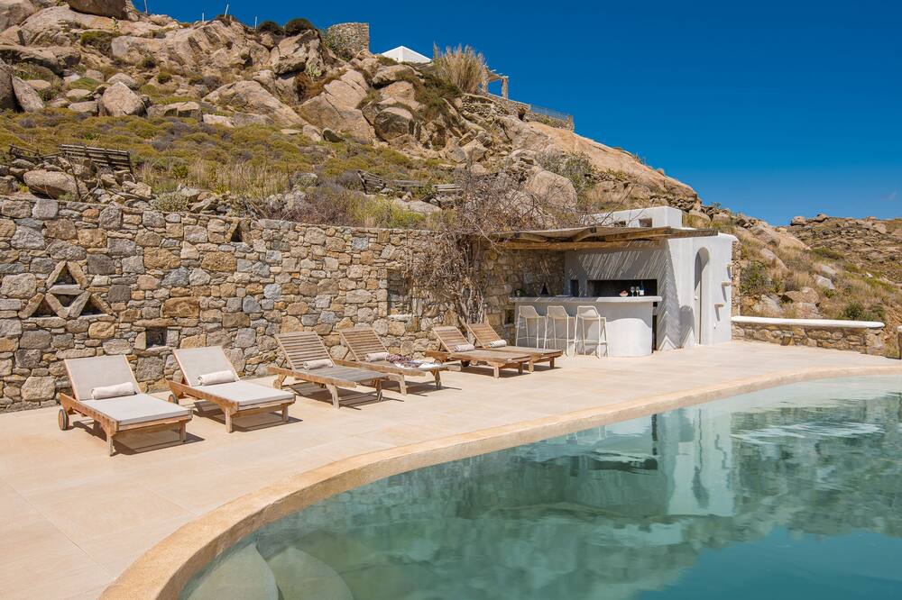 Photo of Outdoor in Ano Mera