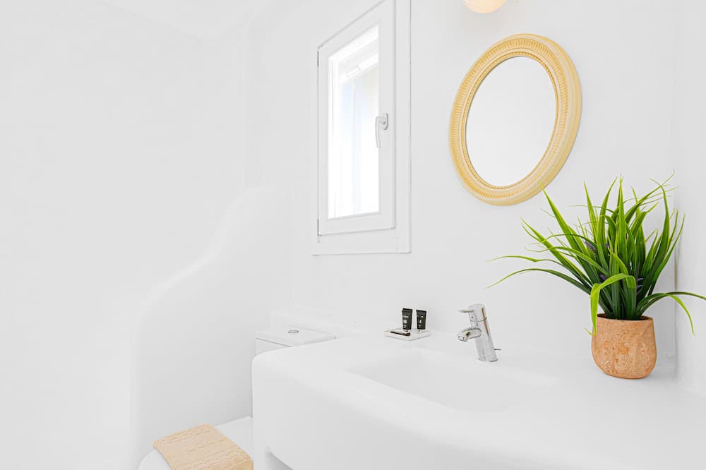 Photo of Bathroom in Ano Mera