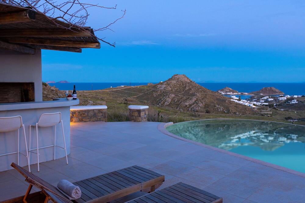 Photo of Outdoor in Ano Mera