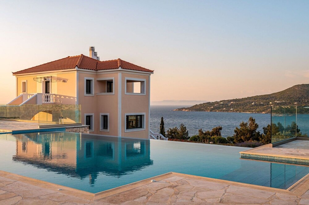 Photo of Outdoor in Samos Town